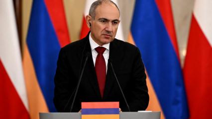 Paşinyan'ı &ccedil;ıldırtan Karabağ hediyesi! M&uuml;d&uuml;r&uuml; apar topar g&ouml;revden aldı