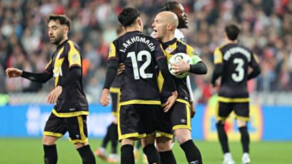 Samsunspor &ccedil;eyrek final şansını zora soktu