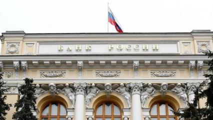 Rusya Merkez Bankası, faizi 50 baz puan indirdi