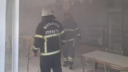 Burdur&rsquo;da pide salonunda doğal gaz patlaması: 1 yaralı