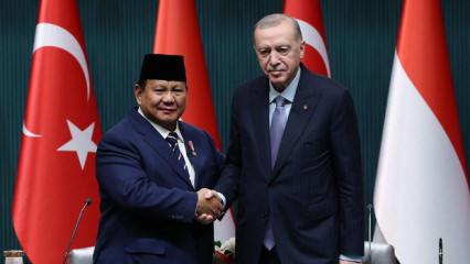 Erdoğan, Endonezyalı mevkidaşı Subianto ile telefonda g&ouml;r&uuml;şt&uuml;