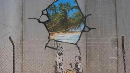 Gazze&rsquo;ye &ccedil;izdi, d&uuml;nyayı konuşturdu! Kimliği ortaya &ccedil;ıktı!