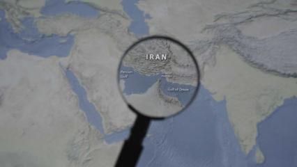 H&uuml;rm&uuml;z Boğazı, ABD&rsquo;nin sonunu mu getirecek? Uzmanlardan kritik uyarı