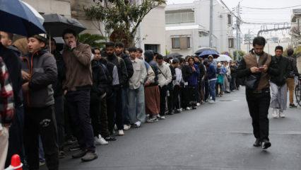 Tokyo Camii'nde bayram namazı yoğun katılım nedeniyle 5 kez kılındı