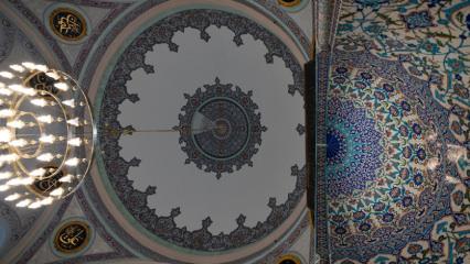 Kadık&ouml;y İskele Camii&rsquo;nin tarihi: Yalı camisinden g&uuml;n&uuml;m&uuml;ze uzanan yolculuk