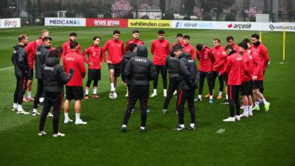 Milli Takım, Romanya ma&ccedil;ı hazırlıklarını s&uuml;rd&uuml;rd&uuml;