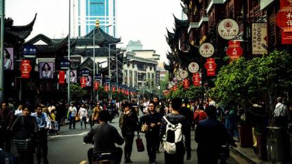 Milyonlarca mezun iş arıyor: &Ccedil;in'de gen&ccedil; işsizlik tablosu alarm veriyor