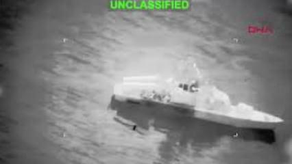 Washington'un "G&uuml;venlik" bahanesi: ABD H&uuml;rm&uuml;z'de İran gemilerini bombaladı