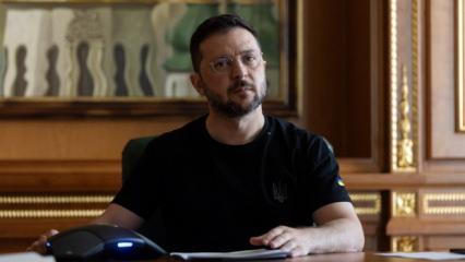 Zelenskiy'den Rusya a&ccedil;ıklaması! İHA ve g&uuml;d&uuml;ml&uuml; bombalarla saldırı!