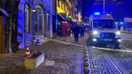 İzmit'te kanlı pusu: 3 &ouml;l&uuml;, 2 yaralı