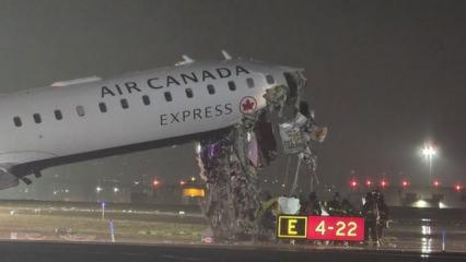 ABD'de yolcu u&ccedil;ağı inişte itfaiyeyle &ccedil;arptı