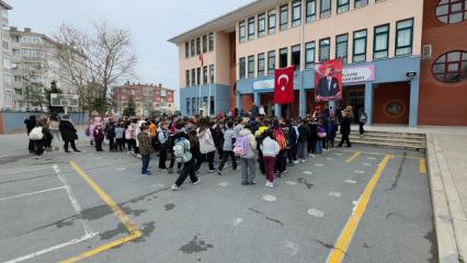 Ara tatil sona erdi, okullarda ders zili yeniden &ccedil;aldı