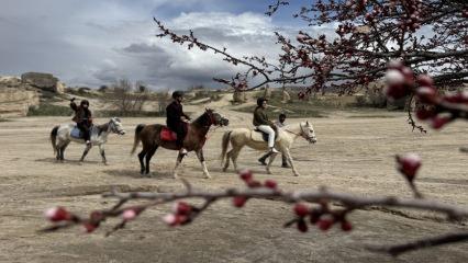 Bayram tatili Kapadokya&rsquo;ya hareket kattı: ATV ve atlı turlar rağbet g&ouml;rd&uuml;