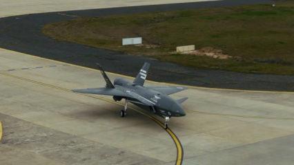 T&uuml;rkiye'nin insansız savaş u&ccedil;ağı KIZILELMA g&ouml;ky&uuml;z&uuml;nde