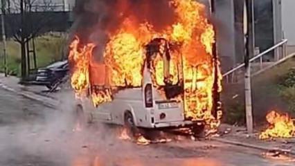 &Uuml;mraniye'de servis minib&uuml;s&uuml; alev alev yandı