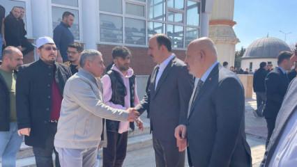 Başkan Altay cuma namazı sonrası vatandaşlarla buluştu 