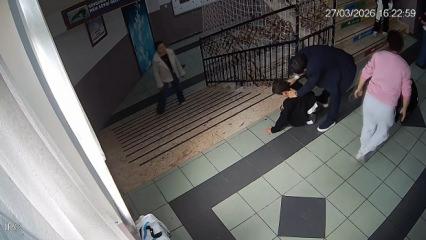 Boğazına şeker ka&ccedil;an &ouml;ğrenciyi okul m&uuml;d&uuml;r&uuml; Heimlich manevrası ile kurtardı