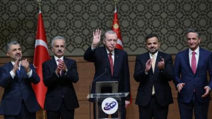 '5G ile İletişimde G&uuml;&ccedil;l&uuml; T&uuml;rkiye' vizyonu Ahlat&rsquo;tan başladı