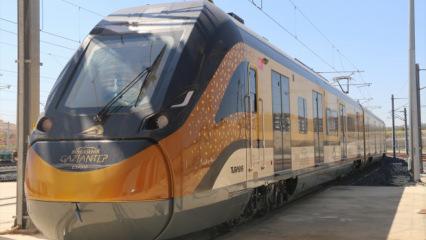 Baklava sarısı raylarda: Şehrin yeni devleri geldi! T&uuml;rkiye'de bir ilk