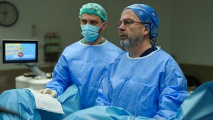 Prof. Dr. B&uuml;lent Erkurt'tan erkeklere 'varikosel' uyarısı: Kısırlığın nedeni olabilir​!