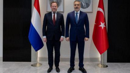 Bakan Fidan, Hollandalı mevkidaşı Van Weel ile g&ouml;r&uuml;şt&uuml;