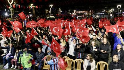 Bizim &ccedil;ocukların D&uuml;nya Kupası'nı katılmasını vatandaşlar sevin&ccedil;le karşıladı