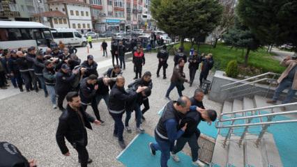 &Ccedil;orum merkezli 5 ilde "Miami su&ccedil; &ouml;rg&uuml;t&uuml;" operasyonu! 21 ş&uuml;pheli tutuklandı