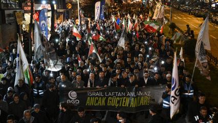 Fatih'te AGD'den y&uuml;kselen ses: Meydanlarda toplanmak imani vazifemizdir