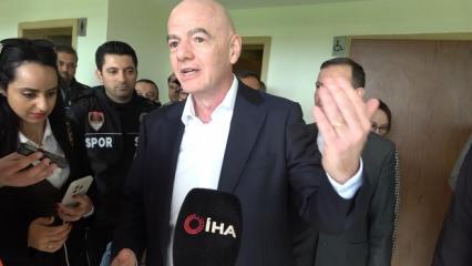 FIFA Başkanı Infantino, İran Milli Takımı ile g&ouml;r&uuml;şt&uuml;