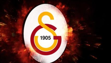 Galatasaray Trabzonspor ma&ccedil;ının kamp kadrosunu a&ccedil;ıkladı! 3 &ouml;nemli eksik