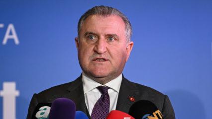 Gen&ccedil;lik ve Spor Bakanı Osman Aşkın Bak A Milli Takım'a g&uuml;veniyor! 'İyi işler yapacağız'