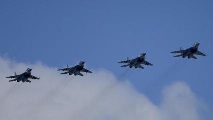 İran'dan bir &uuml;lkeye daha ABD notası: Havaalanlarınızı onlara a&ccedil;mayın! 