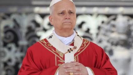 Papa'dan &ccedil;ok sert mesaj: 'Elleriniz kanla dolu'