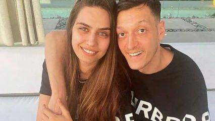 Amine G&uuml;lşe ve Mesut &Ouml;zil'in bebekleri d&uuml;nyaya geldi! Bebeklerine verdikleri isim şaşırttı