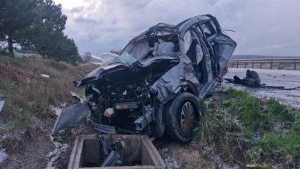 Aynı yolda peş peşe feci kazalar: 1 &ouml;l&uuml; 3 yaralı