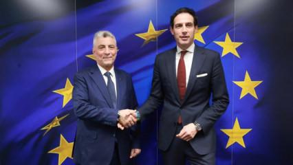 Bakan Bolat, Avrupa Komisyon İklim Komiseri Hoekstra ile bir araya geldi