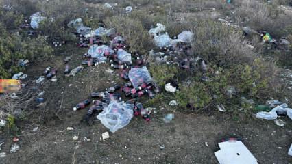 Bilecik'te ormanlık alana y&uuml;zlerce şişe bozuk şalgam suyu atıldı