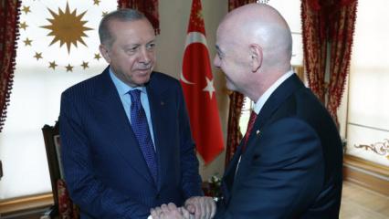 B&uuml;y&uuml;k s&uuml;rpriz! İşte Erdoğan-Infantino g&ouml;r&uuml;şmesinde masaya yatırılan konu
