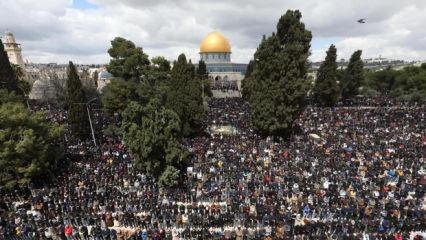 İlk kıblemizde haftalar sonra ilk Cuma namazı