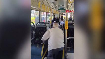 İsrail konsolosluğu &ouml;n&uuml;nde &ccedil;ıkan &ccedil;atışma anında  otob&uuml;steki yolcular panik yaşadı