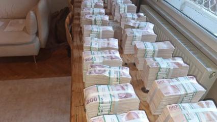 Makam odasından milyonlar &ccedil;ıktı! Valizlerde balya balya r&uuml;şvet parası!