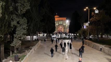 Mescid-i Aksa 41 g&uuml;n sonra ibadete a&ccedil;ıldı!