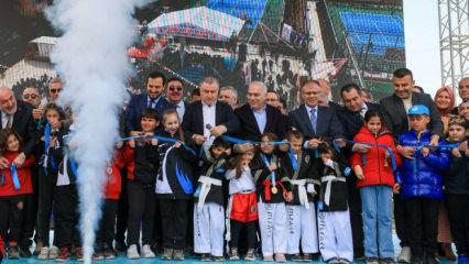 Silivrikapı Spor K&ouml;y&uuml; a&ccedil;ıldı! Bakan Bak 'En b&uuml;y&uuml;k hayalimiz' diyerek projeyi duyurdu