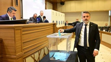 Son dakika: Se&ccedil;im sonu&ccedil;landı, Bursa B&uuml;y&uuml;kşehir AK Parti'ye ge&ccedil;ti!