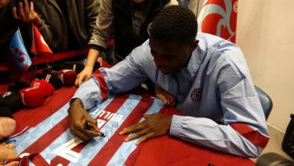 Trabzonspor'da zirve inancı pekişiyor! Onuachu&rsquo;dan şampiyonluk a&ccedil;ıklaması