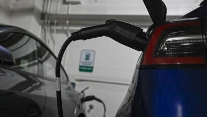 T&uuml;rkiye'de her iki ara&ccedil;tan biri elektrikli veya hibrit