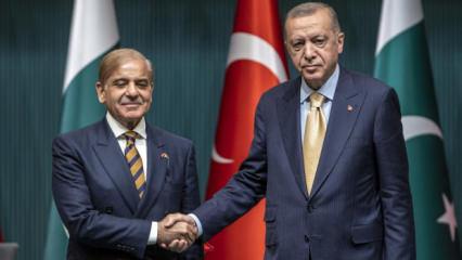 ABD-İran m&uuml;zakereleri &ouml;ncesi T&uuml;rkiye'ye s&uuml;rpriz ziyaret