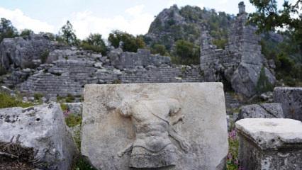 Adada Antik Kenti&rsquo;nde 17 asırlık kesintisiz yaşamın izleri bulundu