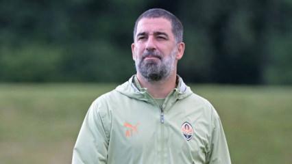 Arda Turan tarihe ge&ccedil;ti! İlk T&uuml;rk teknik direkt&ouml;r oldu