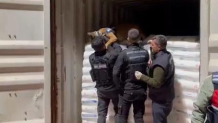 Bakan G&uuml;rlek duyurdu! "500 milyon liralık kokain ele ge&ccedil;irildi"